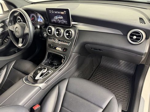 Used 2018 Mercedes-Benz GLC 300 4MATIC Coupe image 20