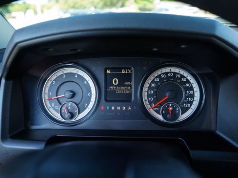 Used 2019 RAM 1500 Express w/ Express Value Package AWD/4WD image 25