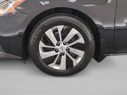 Used 2020 Nissan Altima 2.5 S FWD image 27