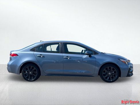 Certified 2026 Toyota Corolla SE w/ SE Package FWD image 8