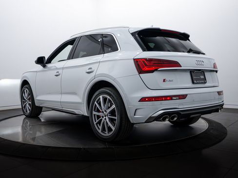 Certified 2025 Audi SQ5 Premium Plus w/ Premium Plus Package image 5