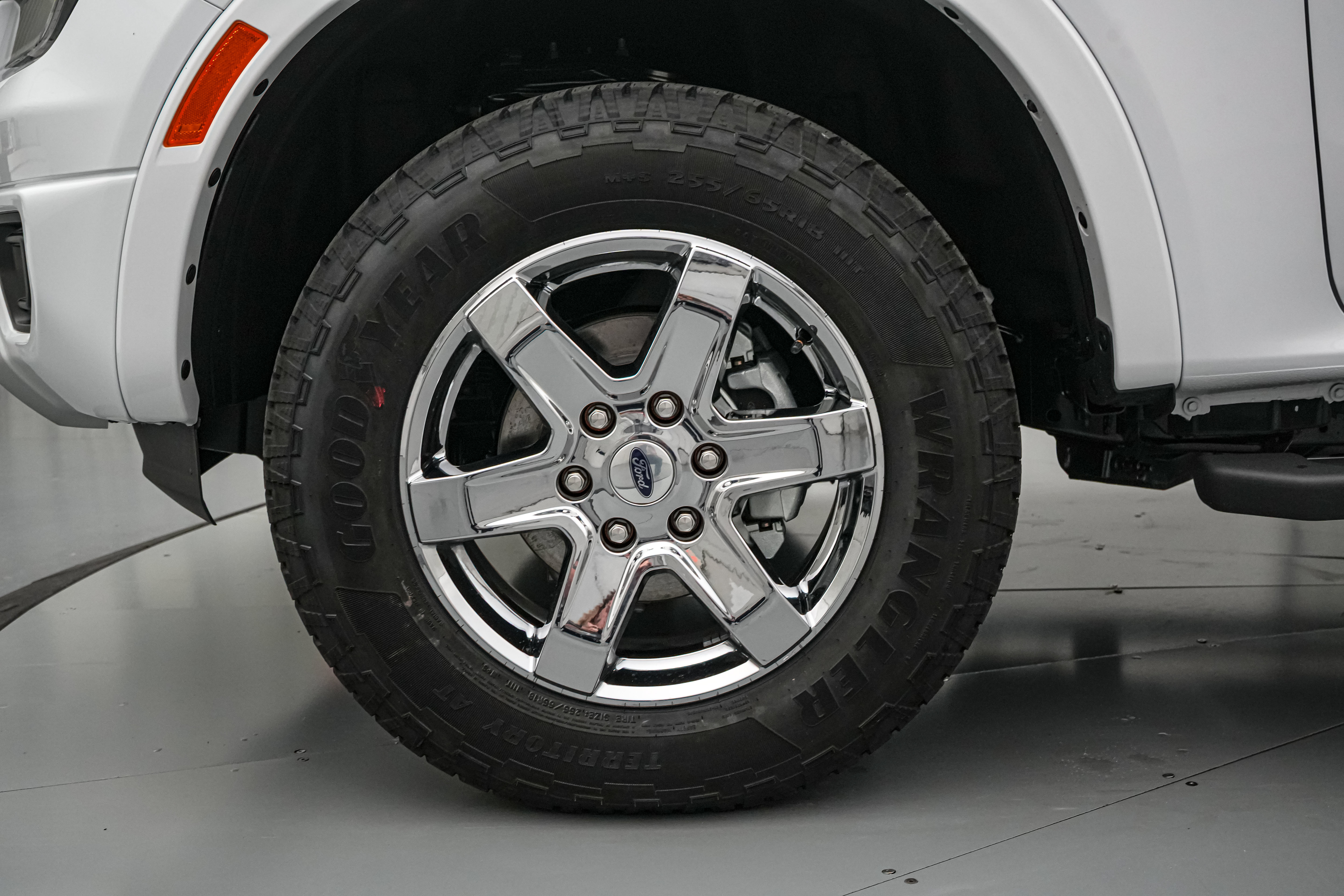 New 2026 Ford Ranger Lariat w/ Chrome Accent Package AWD/4WD image 11