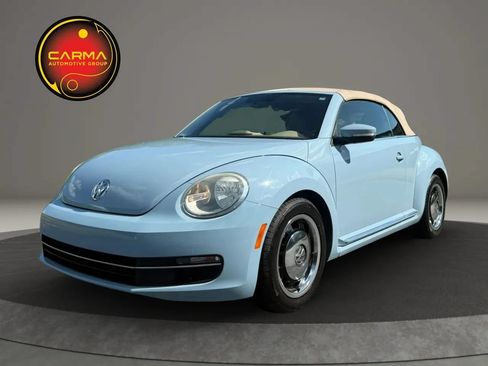 Used 2013 Volkswagen Beetle TDI FWD image 1