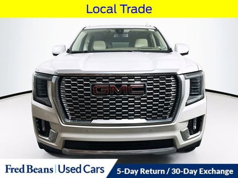 Used 2022 GMC Yukon XL Denali image 2
