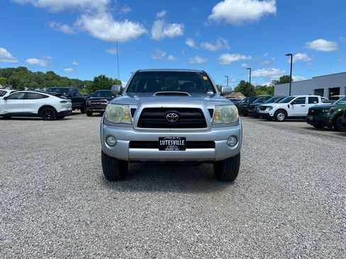 Used 2006 Toyota Tacoma PreRunner image 3
