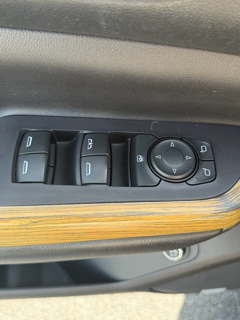 Certified 2018 GMC Acadia Denali w/ Technology Package AWD/4WD image 33