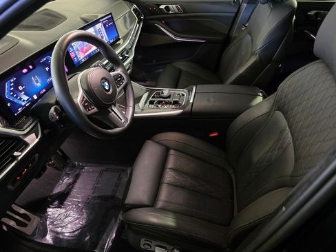 Used 2024 BMW X7 M60i w/ Executive Package AWD/4WD image 9