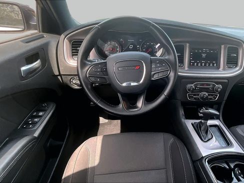 Used 2022 Dodge Charger SXT w/ Blacktop Package RWD image 5