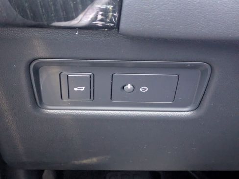 Used 2019 Land Rover Range Rover Sport HSE image 18