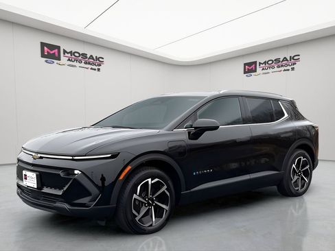 New 2026 Chevrolet Equinox EV LT AWD/4WD image 8