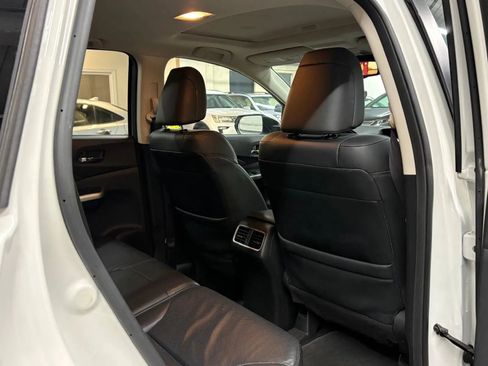 Used 2016 Honda CR-V Touring image 23