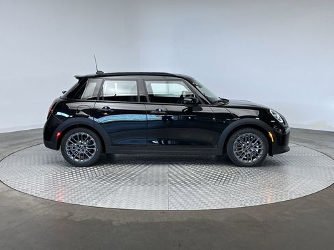New 2026 MINI Cooper S image 10