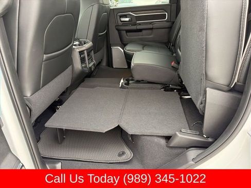 New 2026 RAM 2500 Laramie AWD/4WD image 46