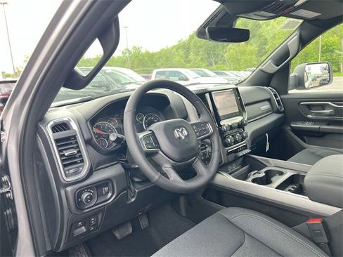 Used 2025 RAM 1500 Big Horn image 10