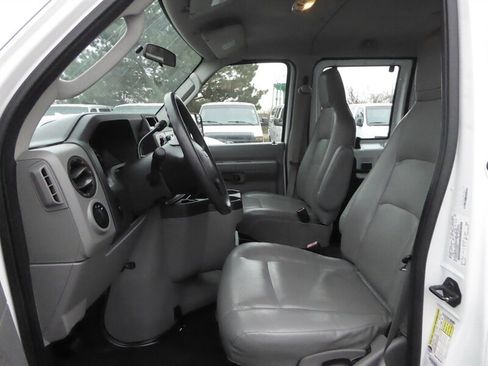 Used 2012 Ford E-350 and Econoline 350 XL w/ PWR Windows & Locks Group image 18