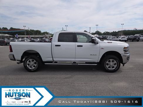 Used 2025 RAM 2500 Big Horn AWD/4WD image 5