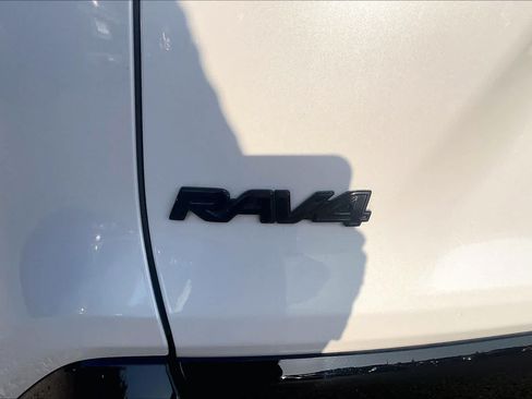 Used 2024 Toyota RAV4 XSE AWD/4WD image 31