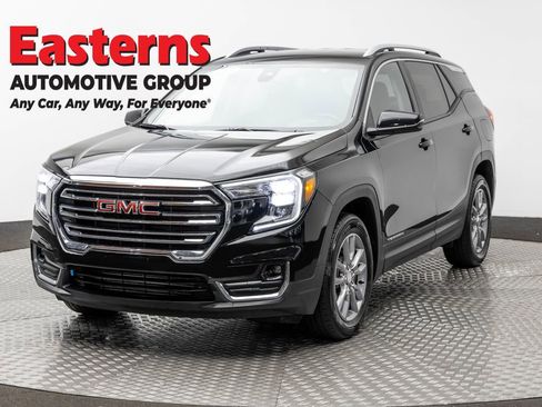 Used 2024 GMC Terrain SLT AWD/4WD image 1