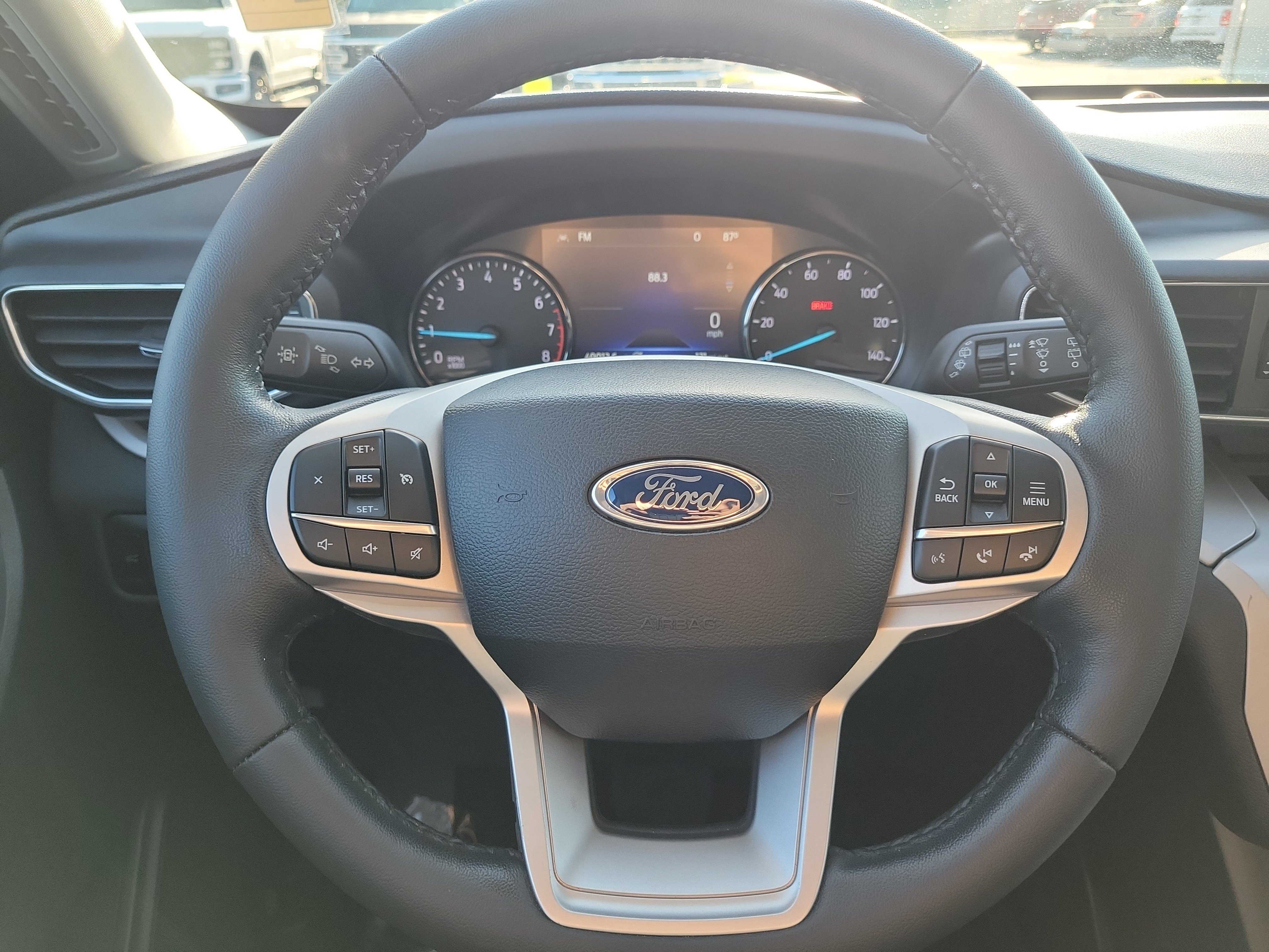 Used 2023 Ford Explorer XLT w/ Equipment Group 202A RWD image 20