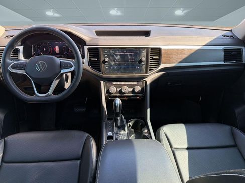 Used 2022 Volkswagen Atlas SE w/ Panoramic Sunroof Package AWD/4WD image 14