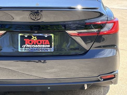 Used 2025 Toyota Camry XSE w/ Premium Package image 6
