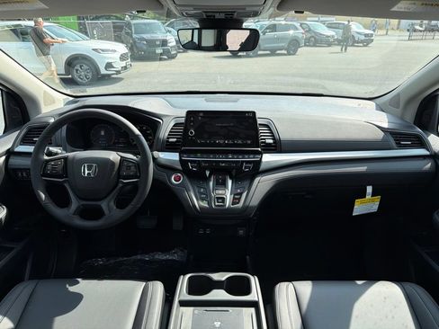 New 2026 Honda Odyssey EX-L image 6