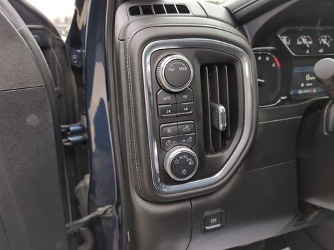 Used 2021 GMC Sierra 1500 Elevation w/ LPO, Elevation Black Package image 15