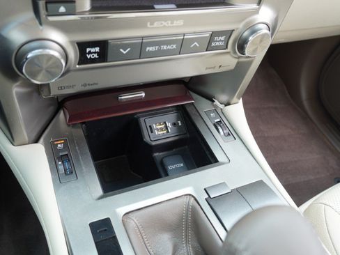 Used 2015 Lexus GX 460 w/ Premium Package AWD/4WD image 20