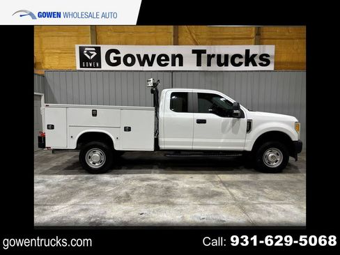 Used 2017 Ford F250 XL w/ Power Equipment Group AWD/4WD image 1