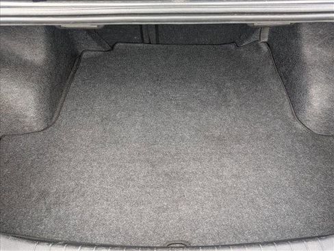 Used 2024 Nissan Altima 2.5 SV image 6