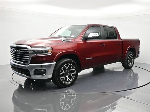 Used 2025 RAM 1500 Laramie AWD/4WD image 1