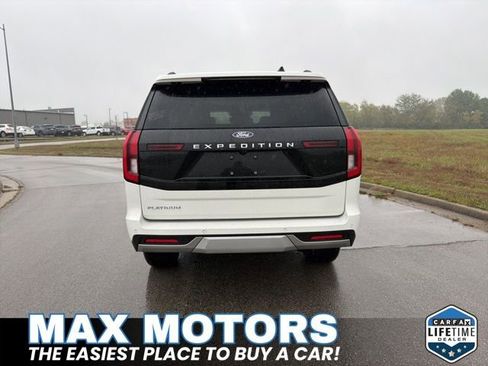 New 2025 Ford Expedition Platinum w/ Platinum Ultimate Package image 10