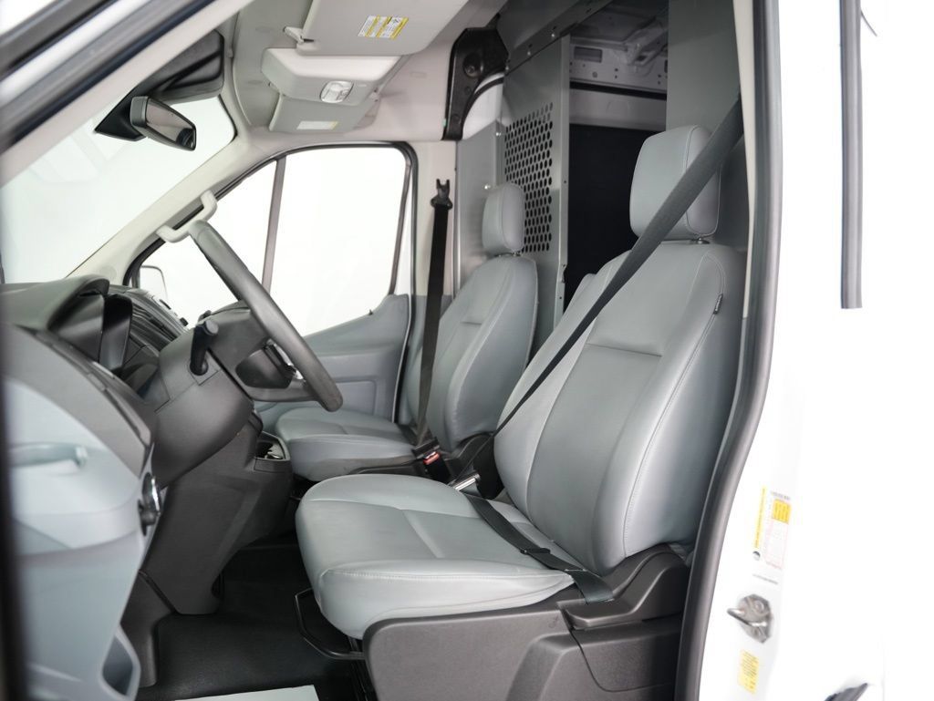 Used 2019 Ford Transit 250 148 Medium Roof RWD image 32