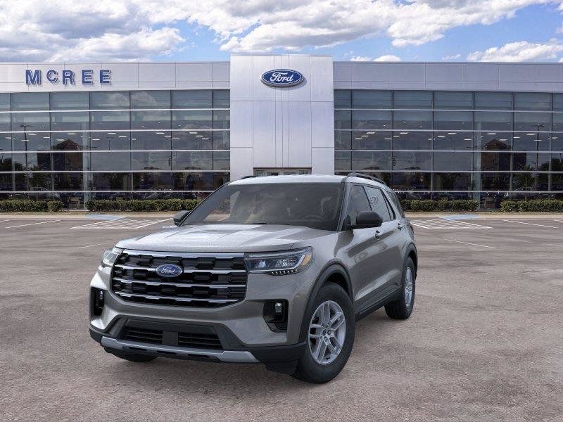 New 2026 Ford Explorer Active w/ Active Comfort Package RWD image 2