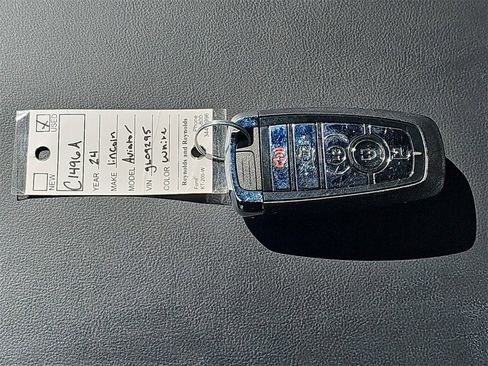 Used 2024 Lincoln Aviator Reserve w/ Equipment Group 201A image 43