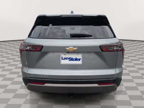 Used 2025 Chevrolet Equinox LT AWD/4WD image 4