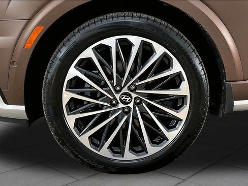 Certified 2026 Hyundai Palisade Calligraphy AWD/4WD image 11