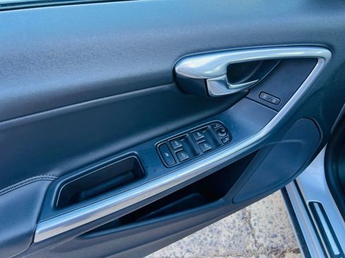 Used 2015 Volvo S60 T5 Premier image 29