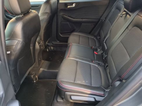 Certified 2023 Ford Escape ST-Line w/ Tech Pack #1 image 19