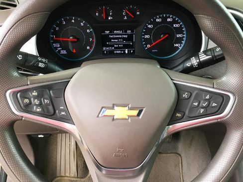 Used 2023 Chevrolet Malibu LT FWD image 22