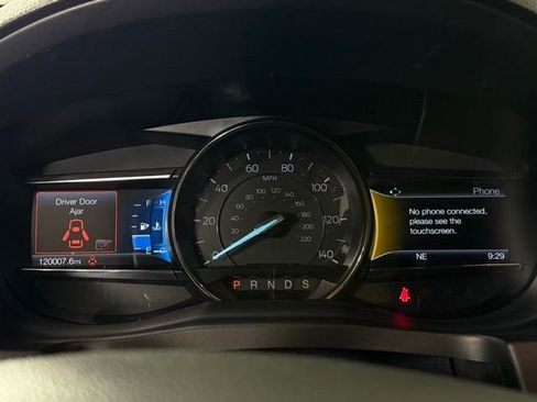 Used 2018 Ford Explorer Limited image 17