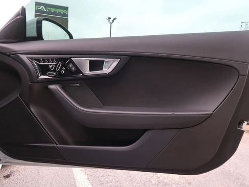 Used 2016 Jaguar F-TYPE S image 41