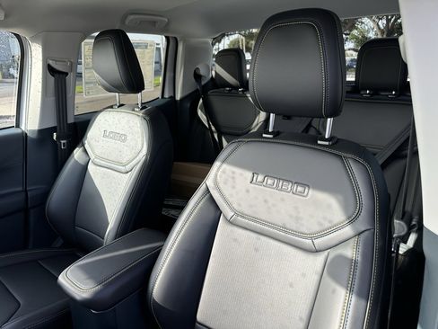 New 2025 Ford Maverick Lobo image 15