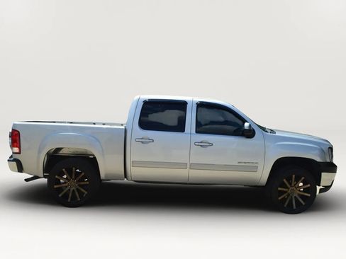 Used 2013 GMC Sierra 1500 SLT w/ SLT Convenience Package AWD/4WD image 12