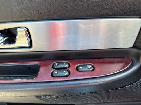 Used 2003 Ford Thunderbird RWD image 15