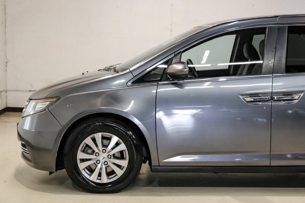 Used 2016 Honda Odyssey SE image 14