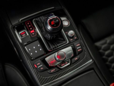 Used 2018 Audi RS 7 Performance w/ Cold Weather Package image 28