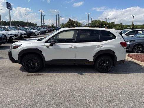 Used 2025 Subaru Forester Wilderness w/ Convenience Package AWD/4WD image 12