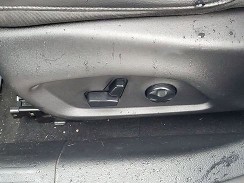 Used 2017 Jeep Compass Limited w/ Navigation Group image 8