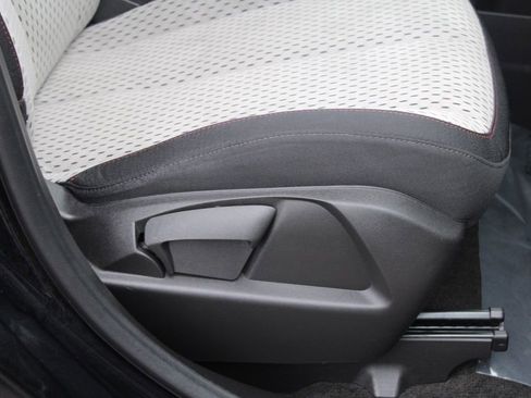 Used 2014 Chevrolet Equinox LS image 19